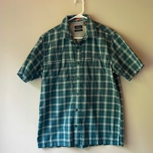 VanHeusen button up - medium